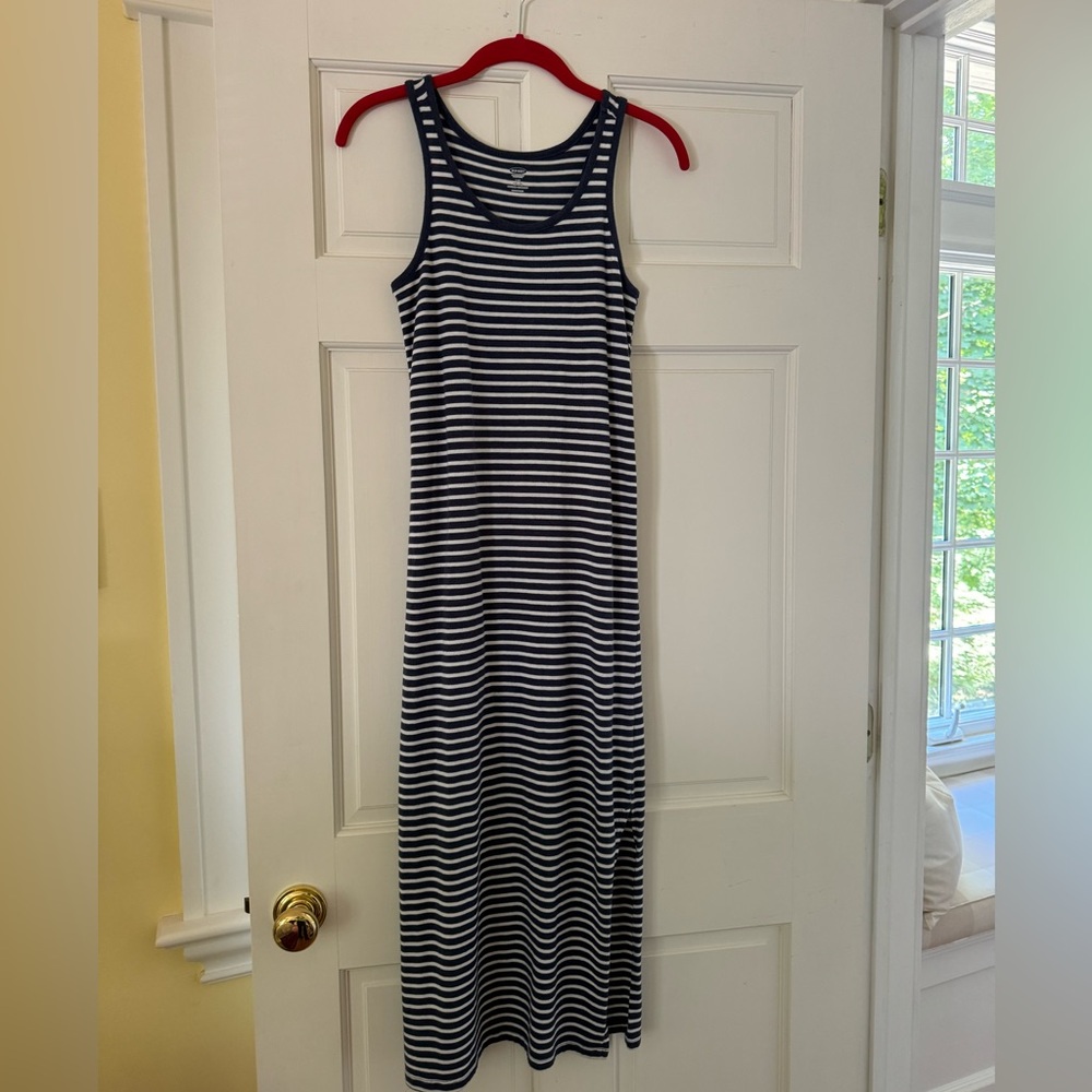 Girls, Old Navy, maxi dress in size 10-12